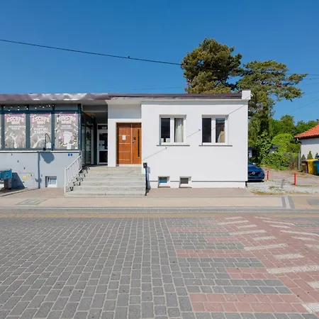 Urokliwy Z Parkingiem By Renters Apartament Mielno (Koszalin)